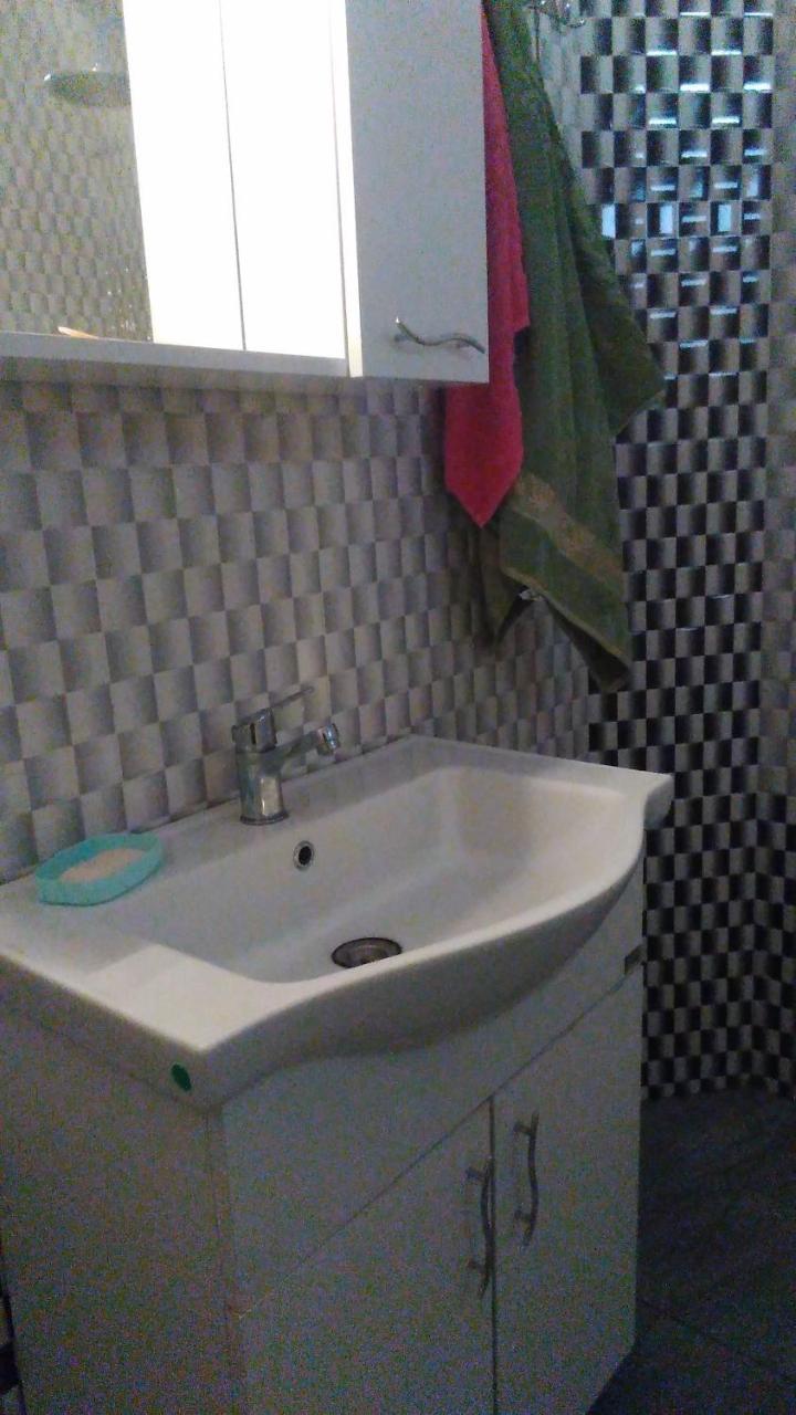 Mti House Hotell Kvesheti Exteriör bild