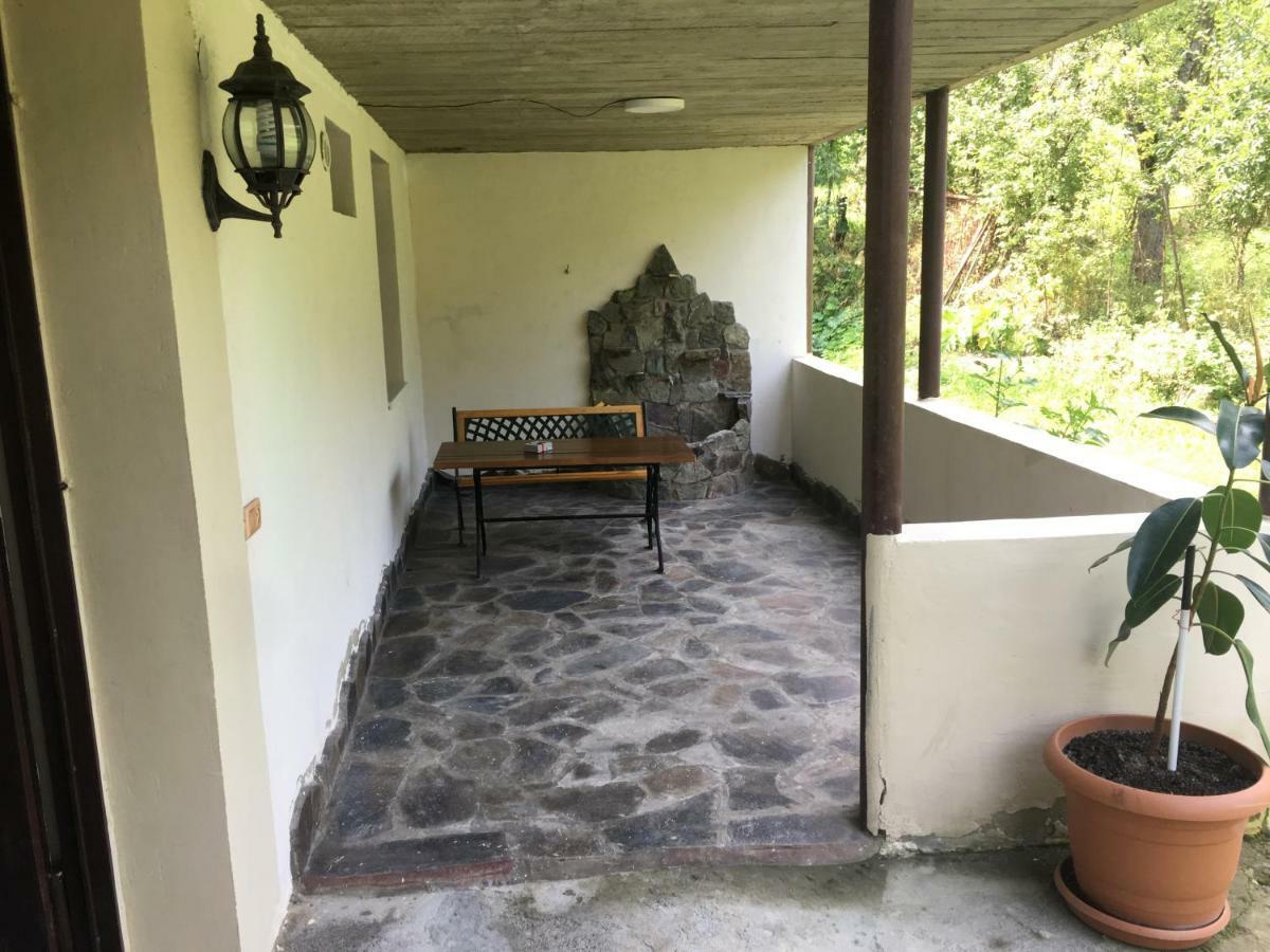 Mti House Hotell Kvesheti Exteriör bild