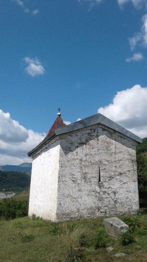 Mti House Hotell Kvesheti Exteriör bild